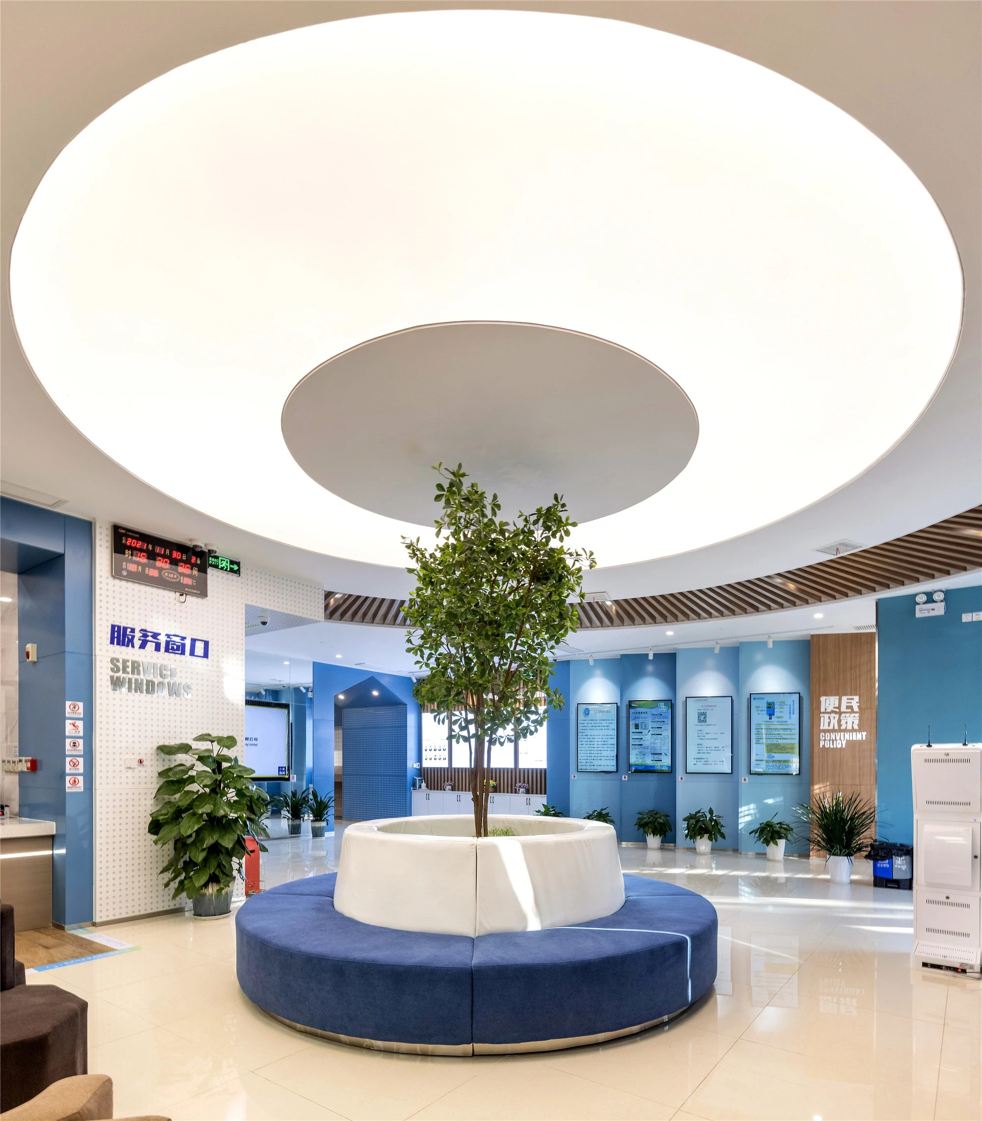 【案例賞析】武漢市車都天然氣營(yíng)業(yè)廳完工實(shí)景展示，開放多元，活力共享！(圖9)