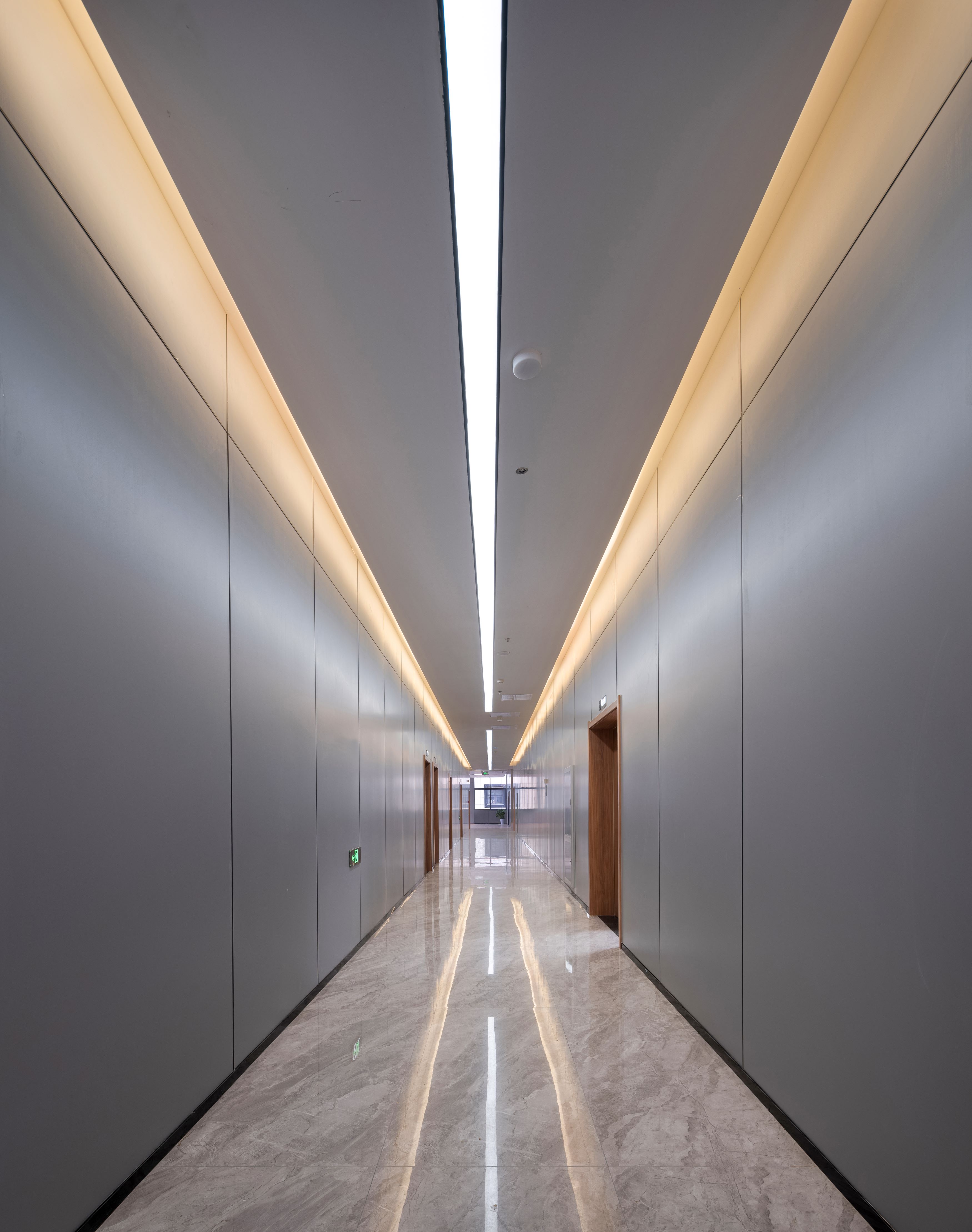 【完工案例】人福醫(yī)藥黃岡總部辦公室裝修完工!(圖12) 【完工案例】人福醫(yī)藥黃岡總部辦公室裝修完工!(圖12)